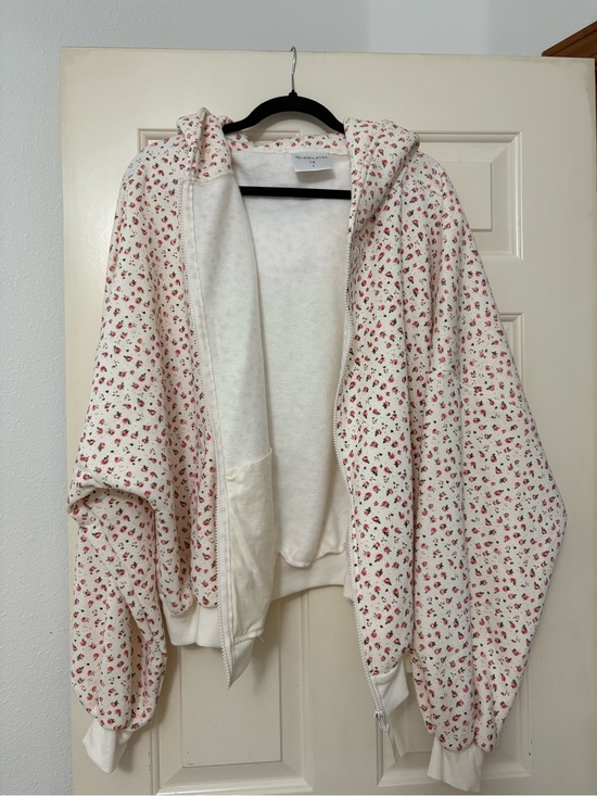 Blogilates Tops - Cozy Floral Zip-Up Teddy Jacket - Cream with Red Floral Print